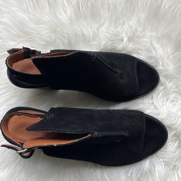 Frye COURTNEY Slingback Mule Peep-Toe Black Suede. Size. 10. Used excellent. - Picture 2 of 10